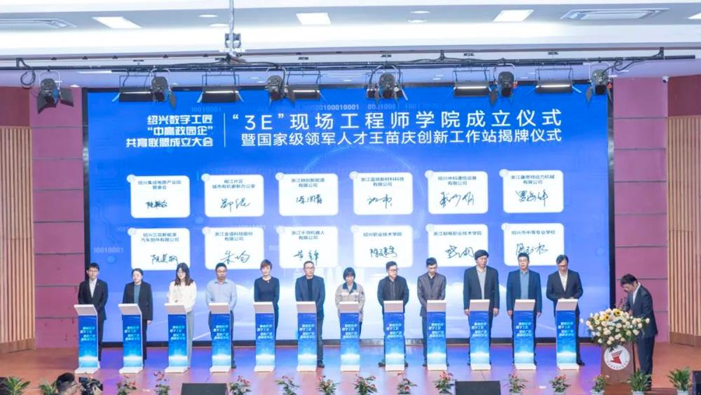 bfadce8e817d47beb7adad54251c0381.jpg bfadce8e817d47beb7adad54251c0381.jpg